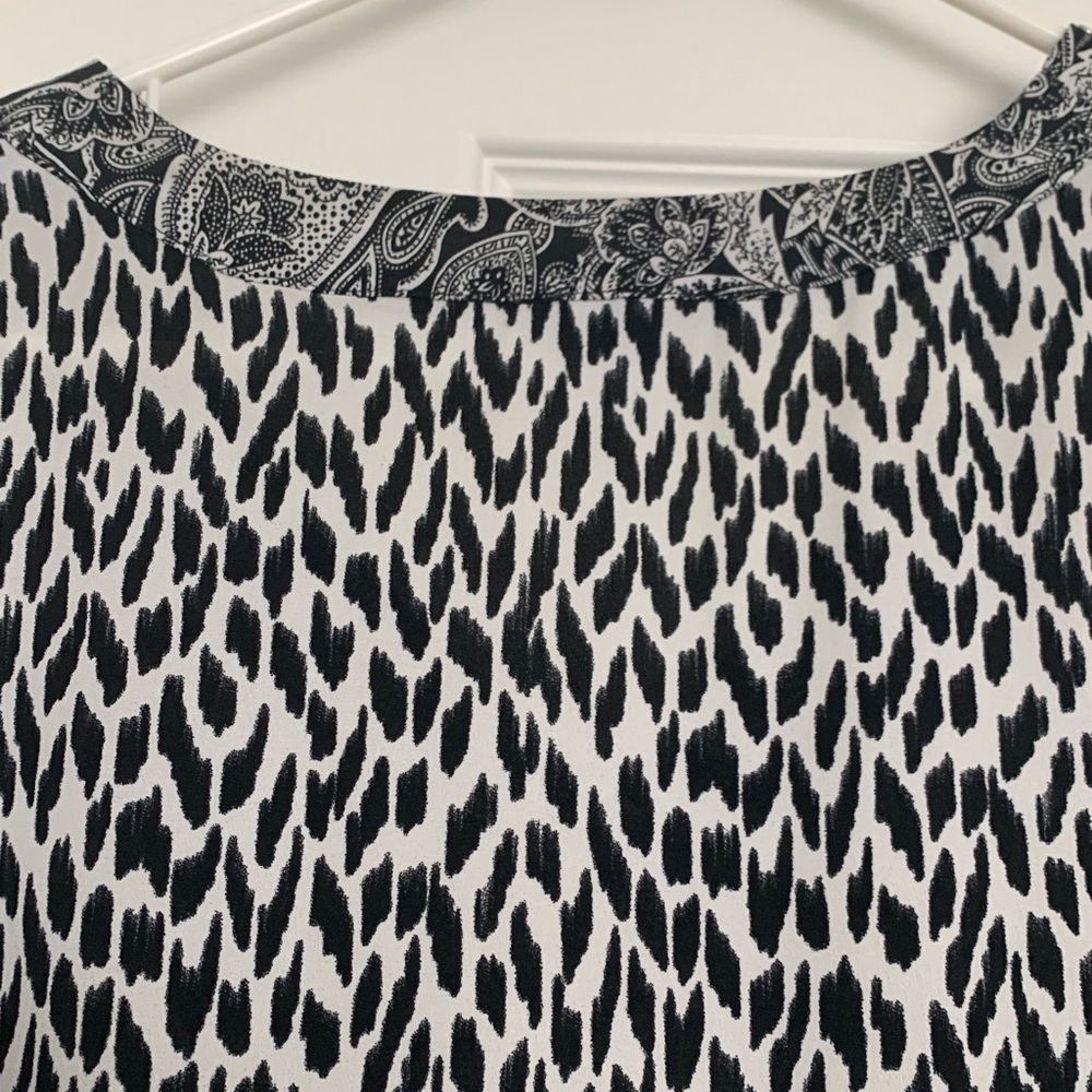 Notations Blouse - Picture 4 of 8